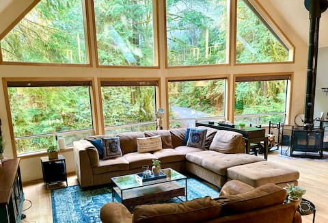 RARE~2 Master Suites~3 1/2 Bath, Chefs Kitchen