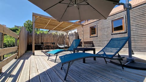 Mini house between city and nature "La mémé"