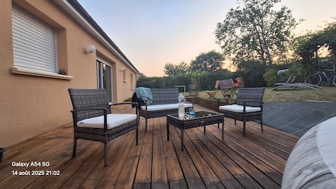 Quiet modern house 10 minutes from the 24H circuit