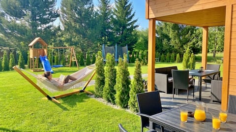 Top performing Airbnb: Dream Home family cottage with a playground in Polanica Zdrój