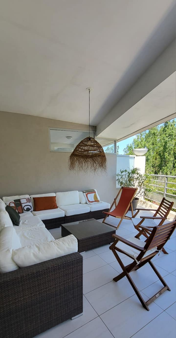 Superbe T4 Clim, Grande Terrasse Face Pinède / Mer - Calvi