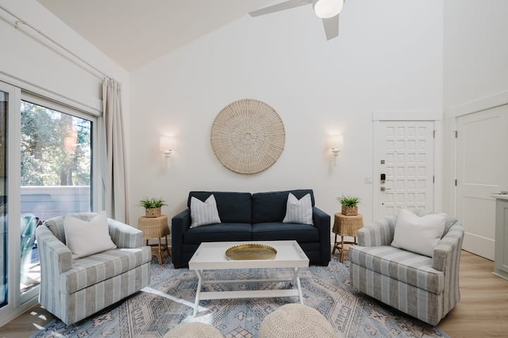 5 Star Location-harbourtown-walkable Area - Hilton Head Island, SC