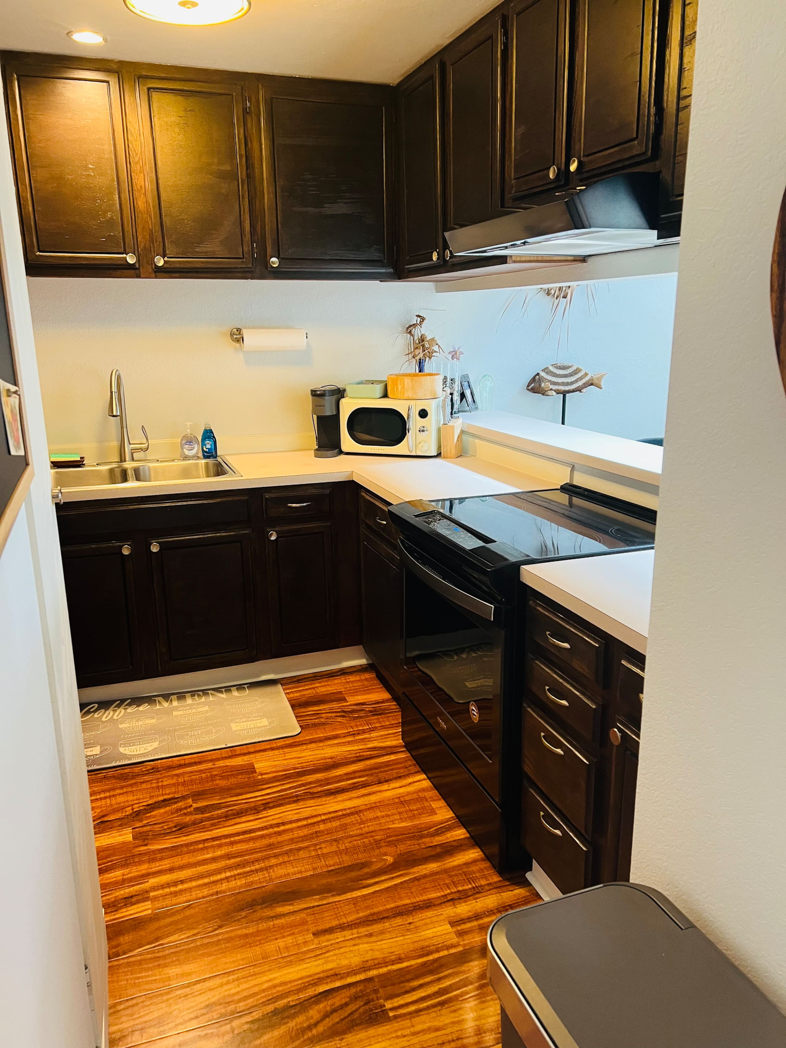 Roomy, In Town, Ocean View-Most Convenient Spot! - Photo 24