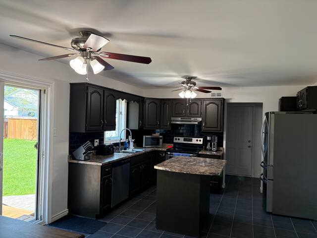 Spacious 3 bdrm House in Moncton gallery image 5