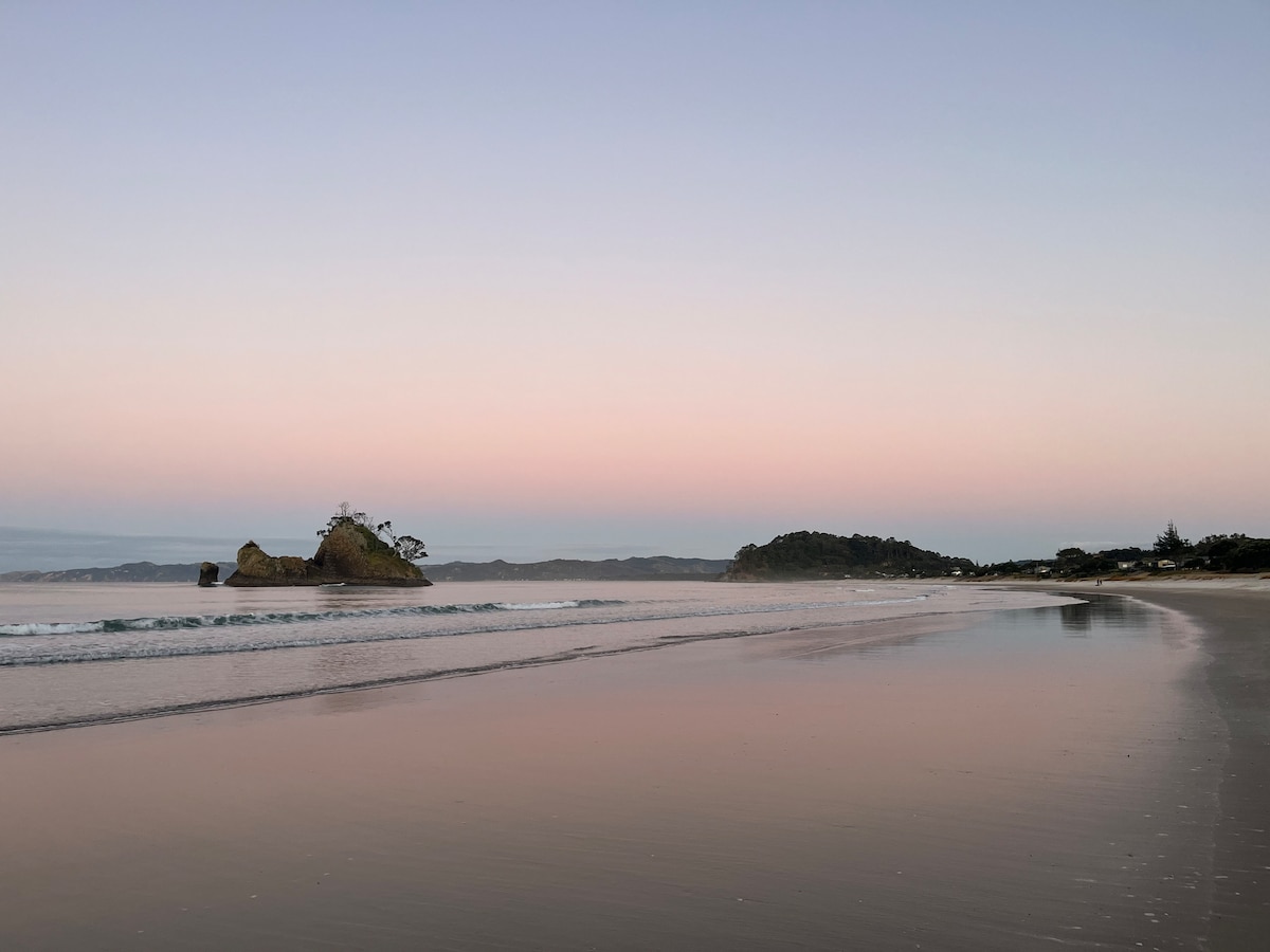 Whangapoua beach evening colours at New Chums in Whangapoua