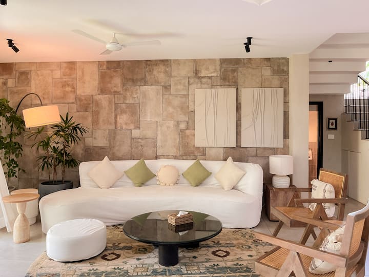 Living room image 1