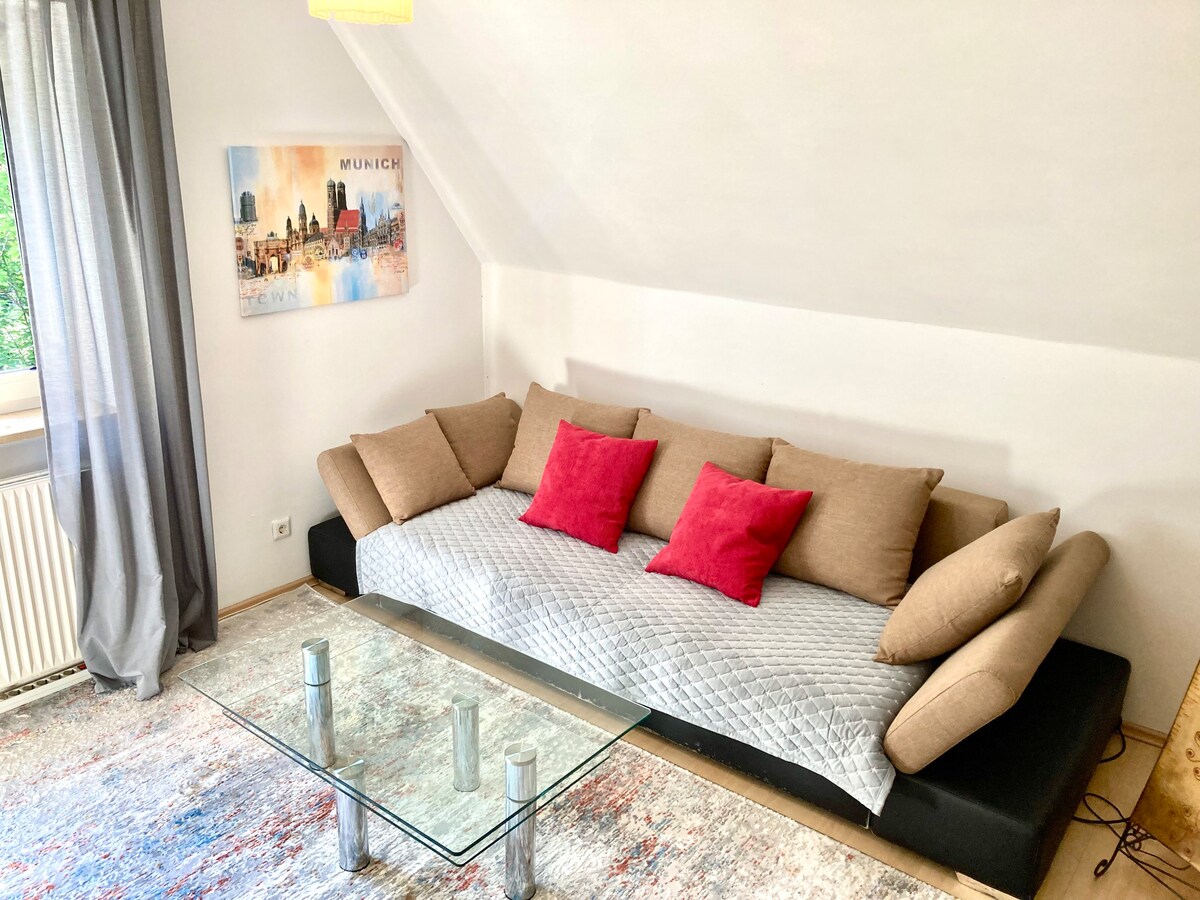 Successful Airbnb property: Summer in Munich-Schwabing in Neuschwabing