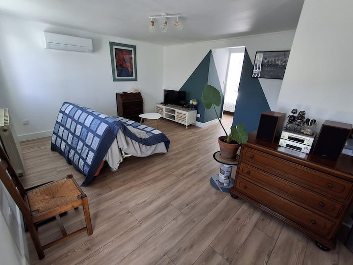 2 Pièces En Rez-de-jardin Indépendant Et Au Calme - Montélimar