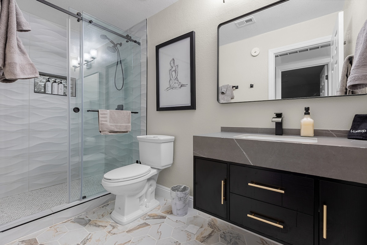 Vegas Condo