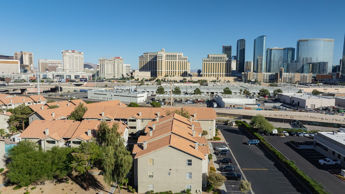 Vegas Condo