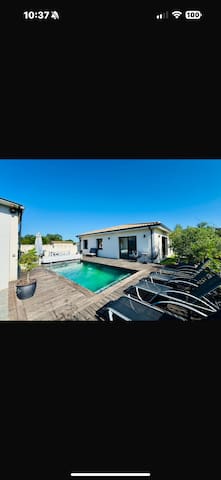 maison avec piscine 3 chambres