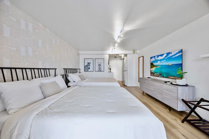 29fl-gorgeous Renovated Studio In Central Waikiki~ - O‘ahu, HI
