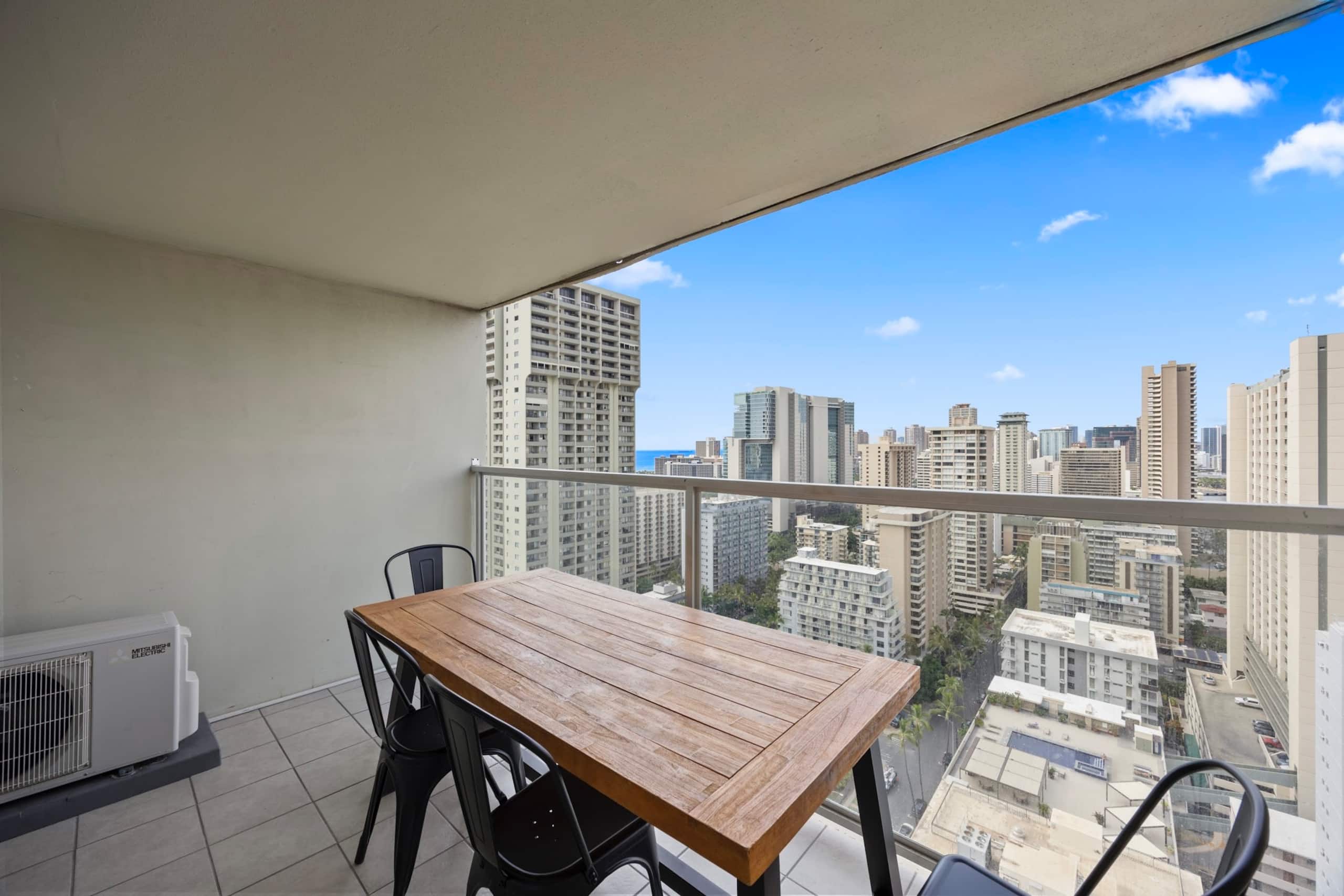 29FL-Gorgeous Renovated Studio in Central Waikiki~ - Image 26