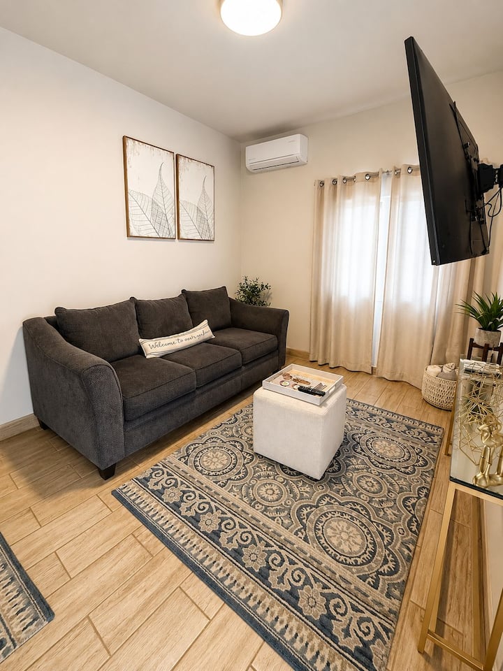 Casa Ideal Y Con Estilo• 2br | Con Patio | Parking - Ensenada