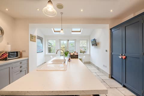 Sunnybeck beautiful dog friendly cottage