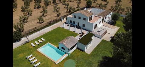 Finca El Lobito. 12 minutes away from city center!
