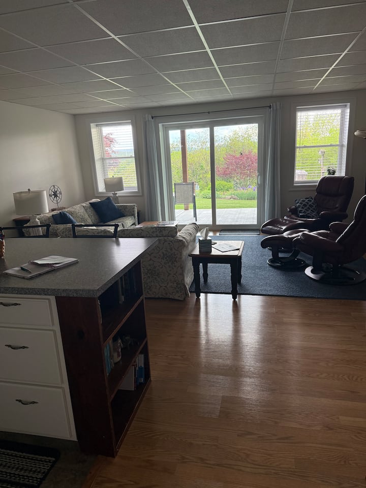 2 Bedroom Home Near The Lake, College + Downtown - Huntingdon County