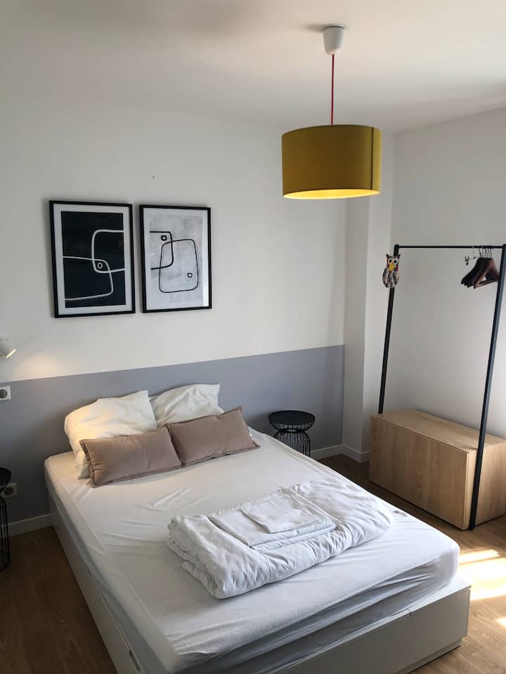 غرفة النوم 1