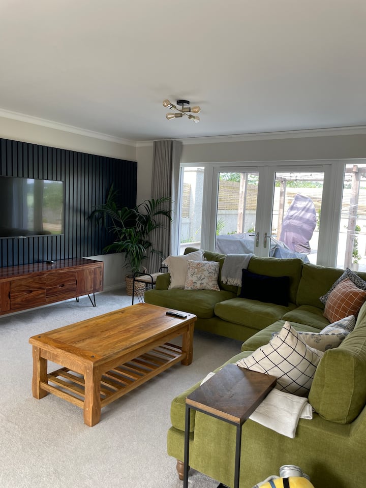 Luxury Living Near Cairngorms And Aberdeen City - Banchory