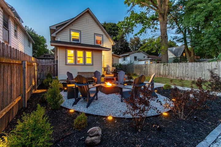 Downtown | Firepit | Walkable | Near ISU