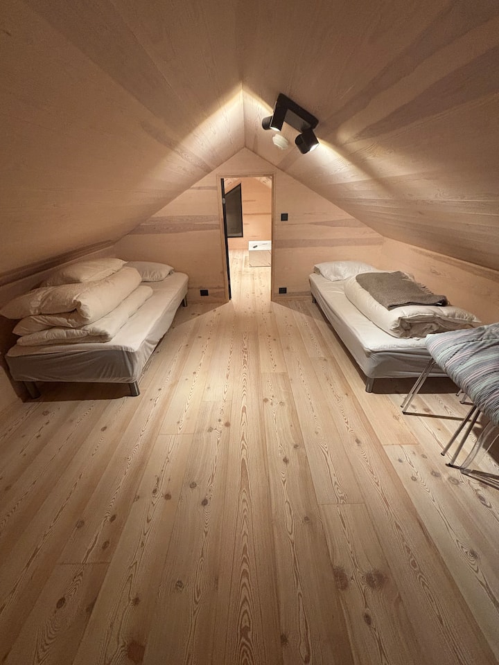 Schlafzimmer 4