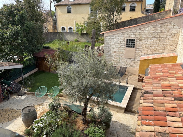 Fully renovated master's house.