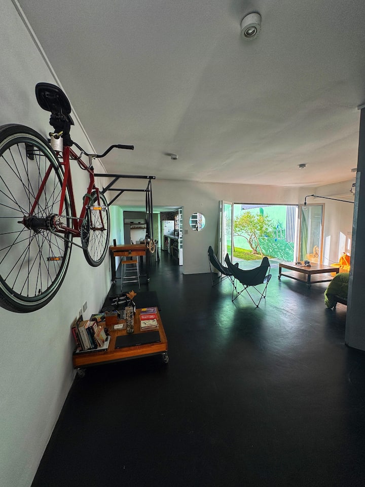 Central Flat: Garden, Pool & Mini Gym. - La Plata