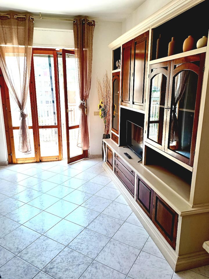 Marine Kiss - House With Free Parking - Civitavecchia