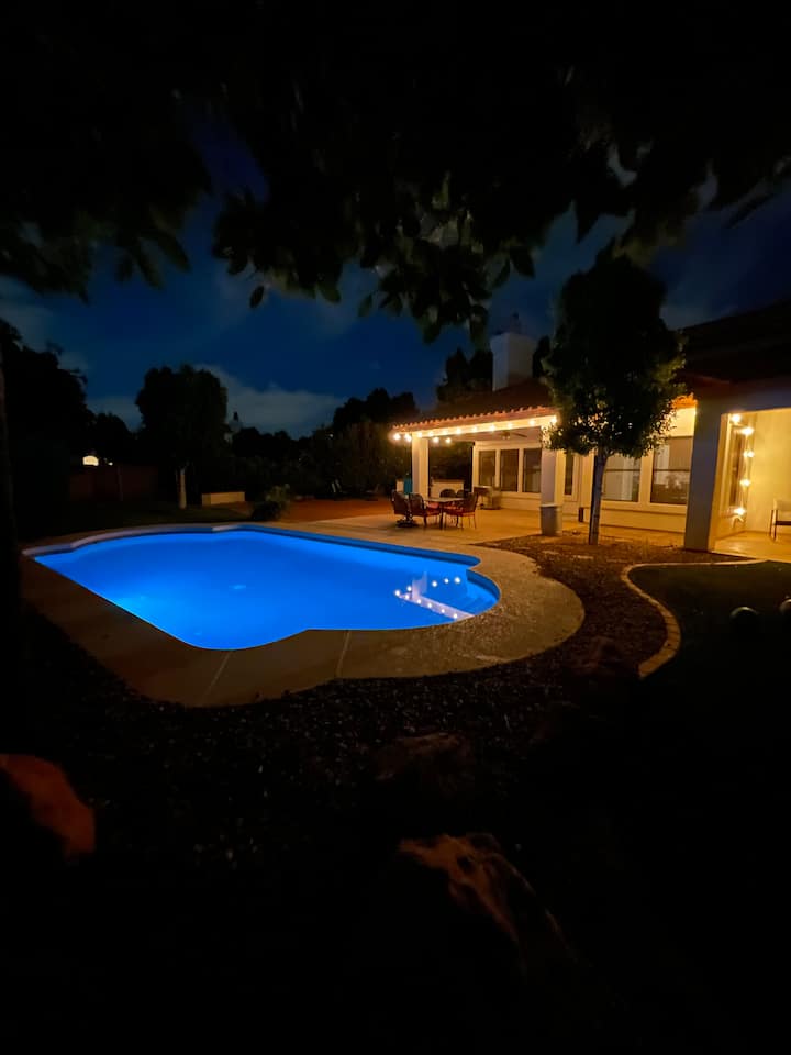 Oasis - Room- Pool Grill N Lush Backyard - Glendale, AZ