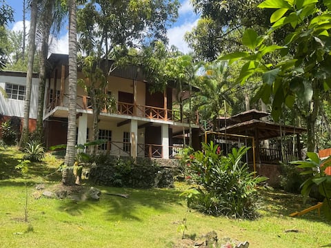 Beautiful Villa in Lomas Lindas