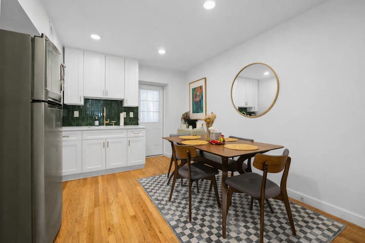 Charming Brownstone Unit ~20 Min World Cup/nyc/ewr - Jersey City, NJ