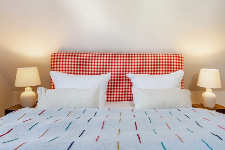 საძინებელი 4