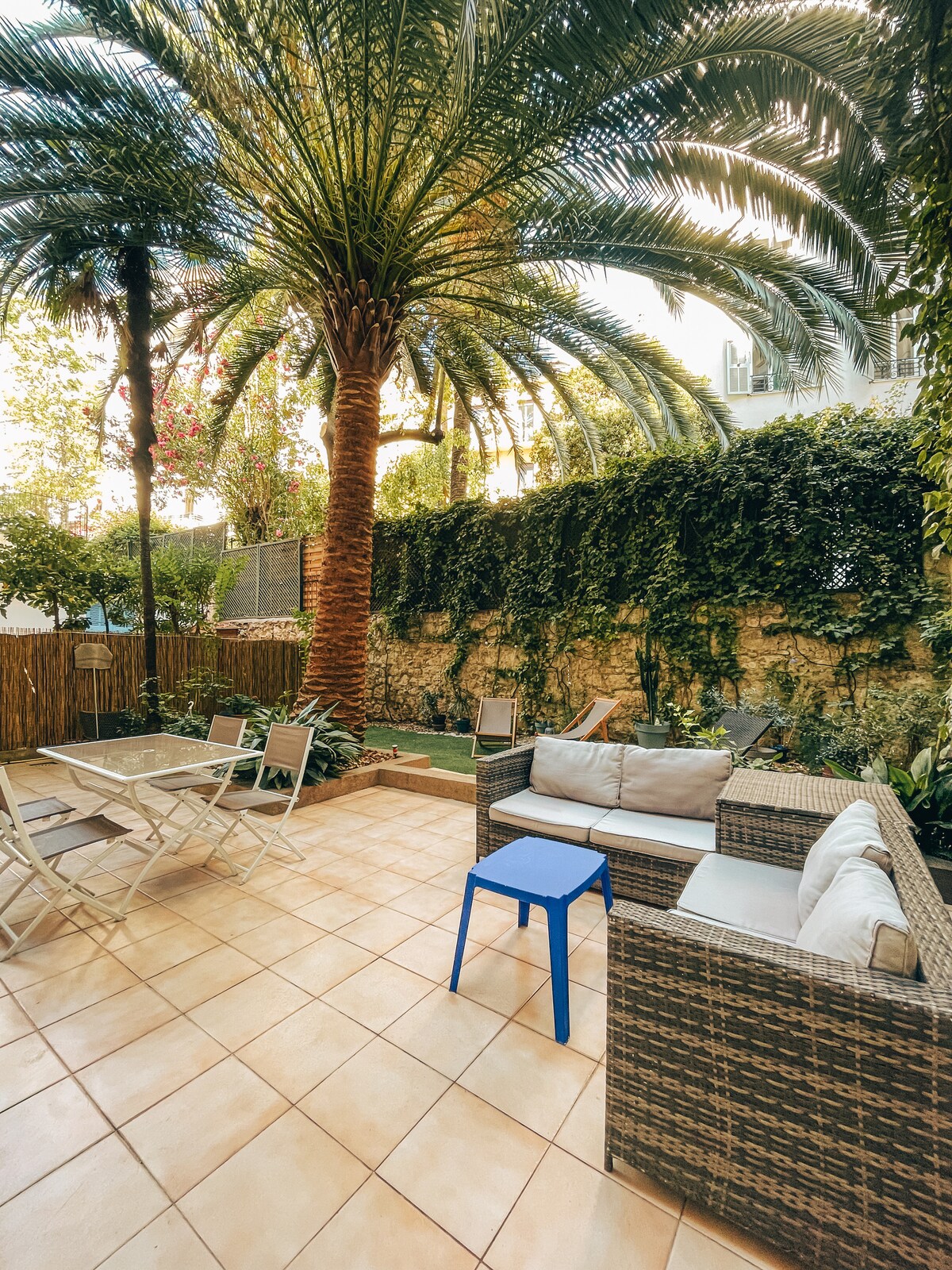 Top performing Airbnb: NEW city center with private garden in Jean Médecin
