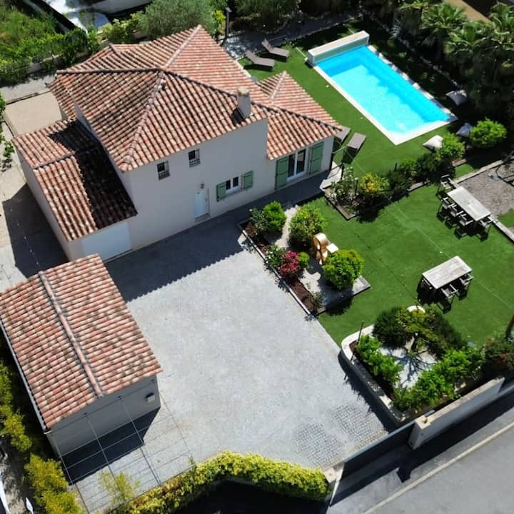 Villa De Standing 5 Chambres à Grimaud / St Tropez - Costa Azul