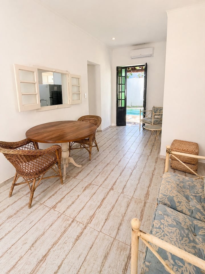 Casa Con Pileta Y Patio. Pleno Centro - San Nicolás de Los Arroyos