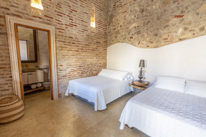 საძინებელი 4