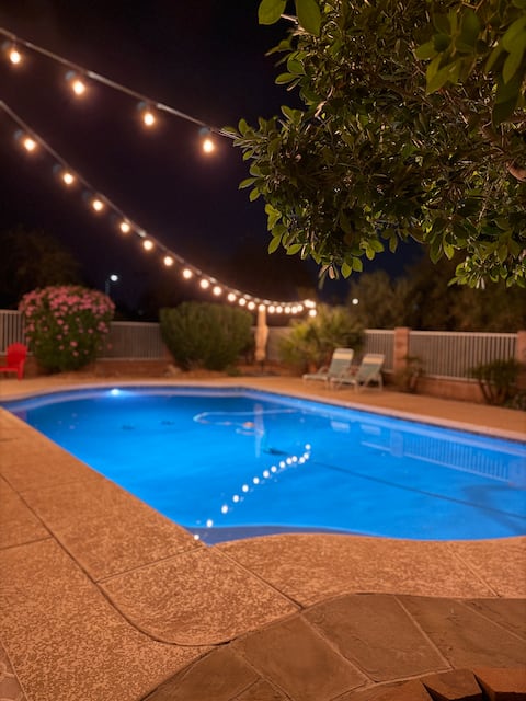 Pool/SPA, Garage, Tesla Charger, 2 Primary Suites