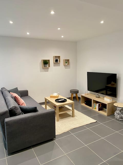 Nice duplex in the center of Seclin.