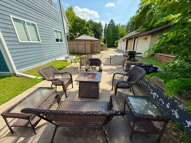 Big Blue New Build By Lux Life gallery image 5