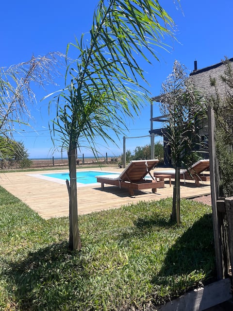 Swimming pool | pet friendly | meters from the sea