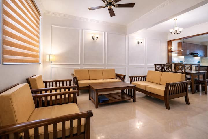 Super Spacious | 4br Villa | 2 Mins From Beach - Goa