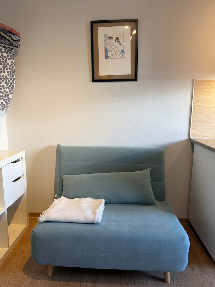 Cozy Apartment With Front Yard - Regensburg