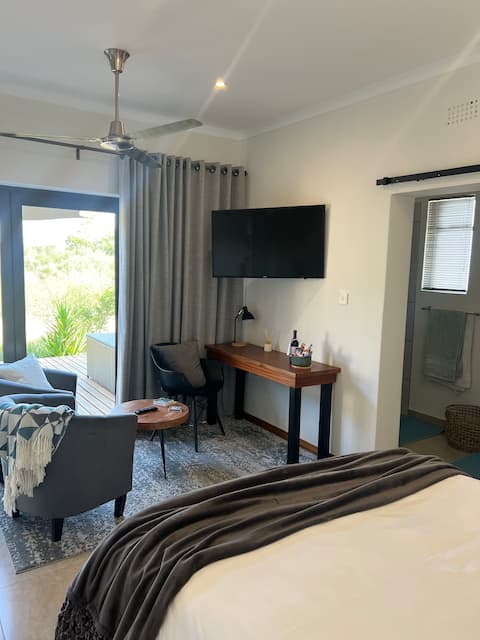 The Farm Cottage at Sunshine Farms, near Mokolodi