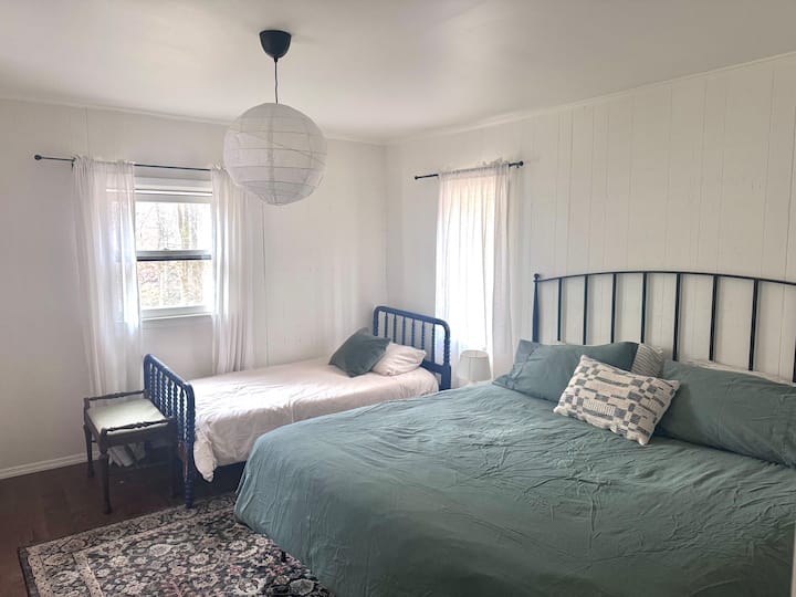 საძინებელი 1