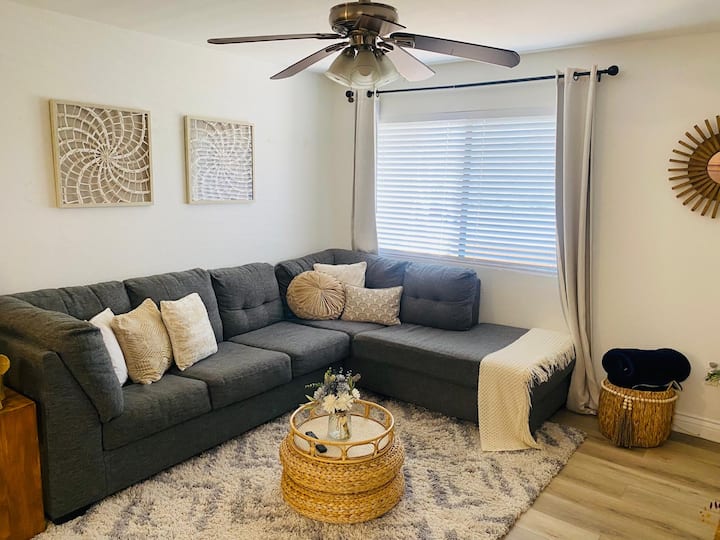 Boho Chic 2br Condo | Mountain Views | Pool & Gym - El Cajon, CA
