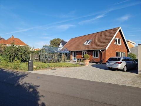 Esbjerg Center - 165 m2 house with garden