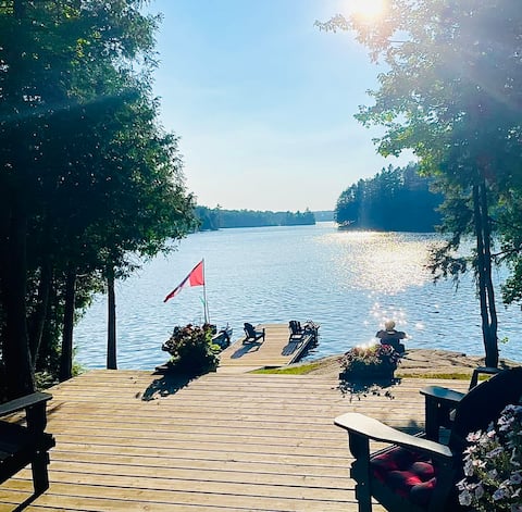 Waterfront Cabin w/ Sauna, Kayaks + Sandy Swimming