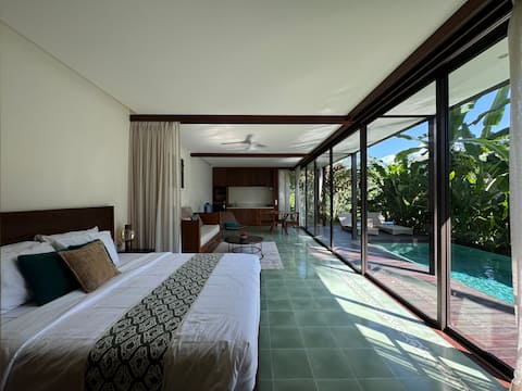 Private Studio Villa with Pool