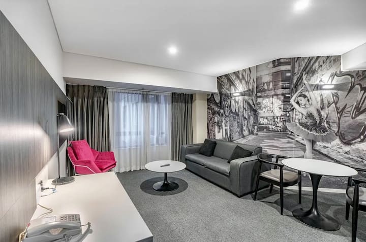 Location, Convenience, Ease In Mantra Southbank - Melbourne