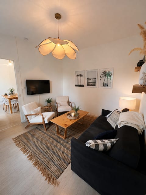 Top Airbnb: Nature retreat 500 m from the beach • Private spa à Binic Étables Sur Mer